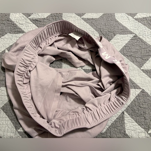 Under Armour Shorts 3X Lilac NWOT - Picture 4 of 5